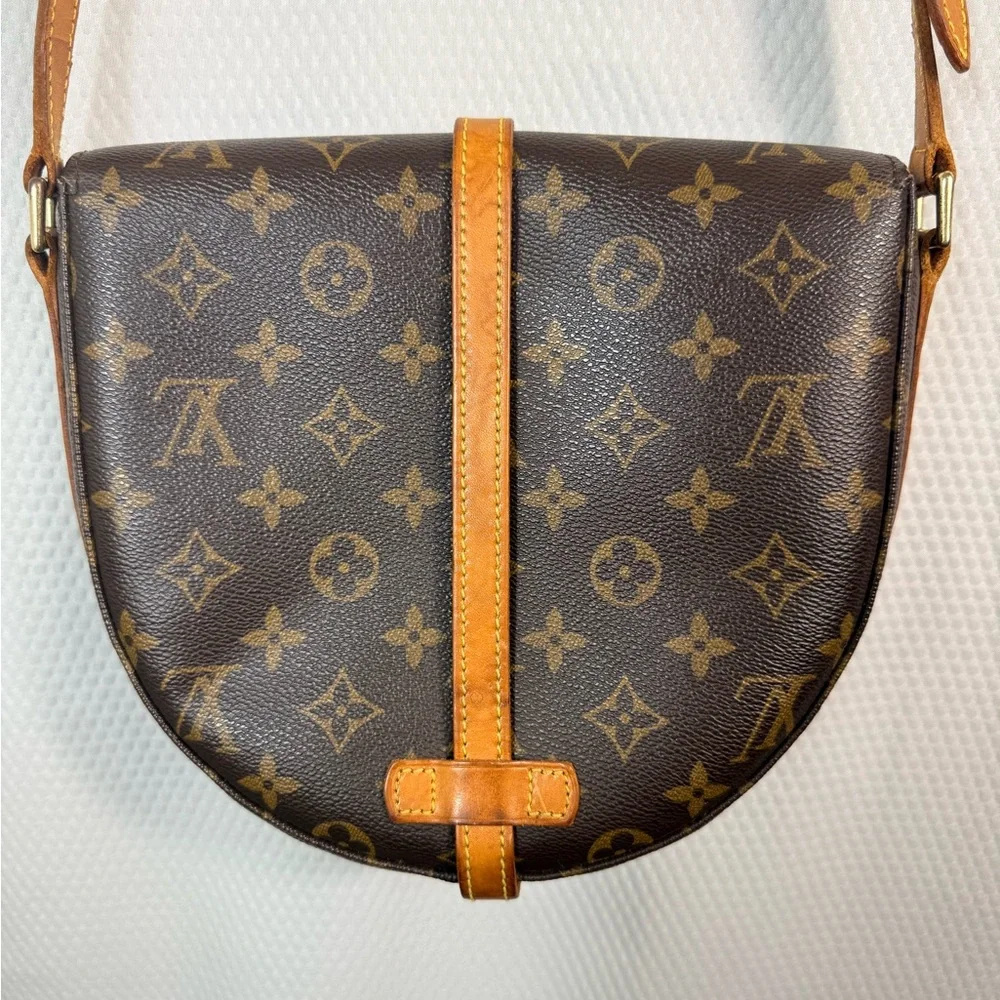 Authentic Louis Vuitton Monogram Chantilly MM